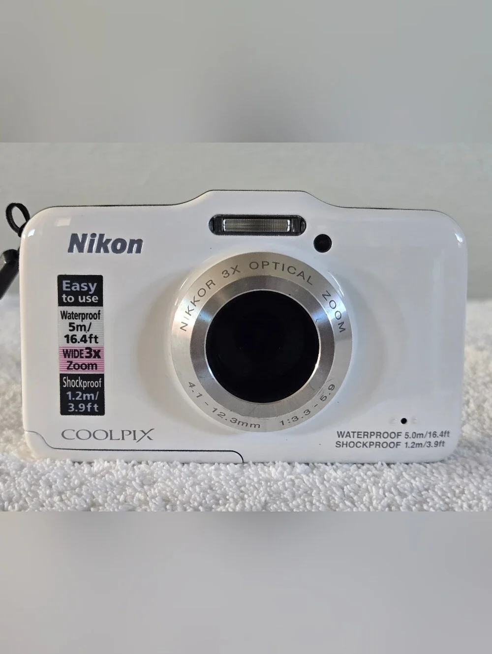 Nikon Coolpix S31 Digital Camera White Waterproof 10.1 MP W/Battery *TESTED*